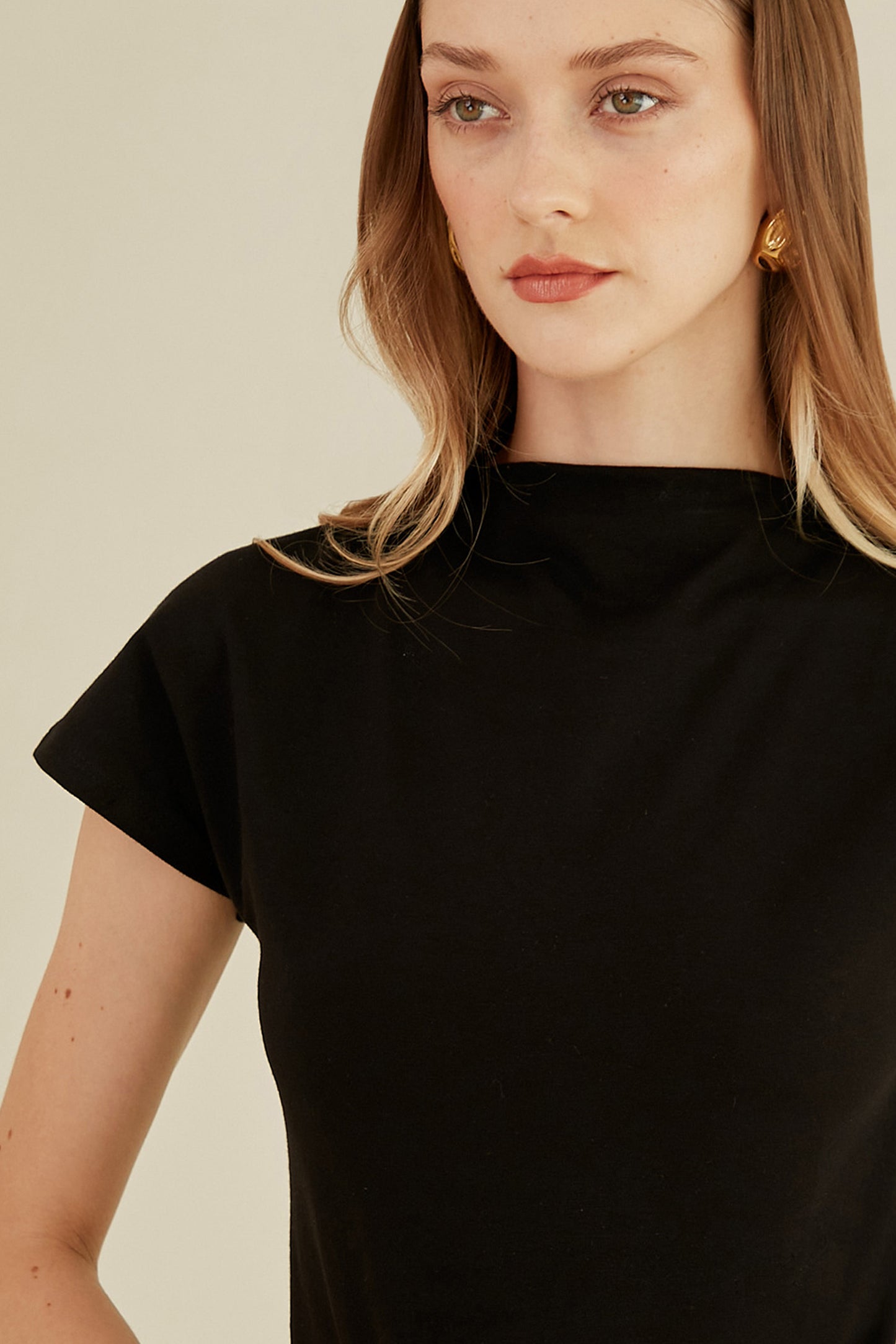 Top cuello alto - Negro