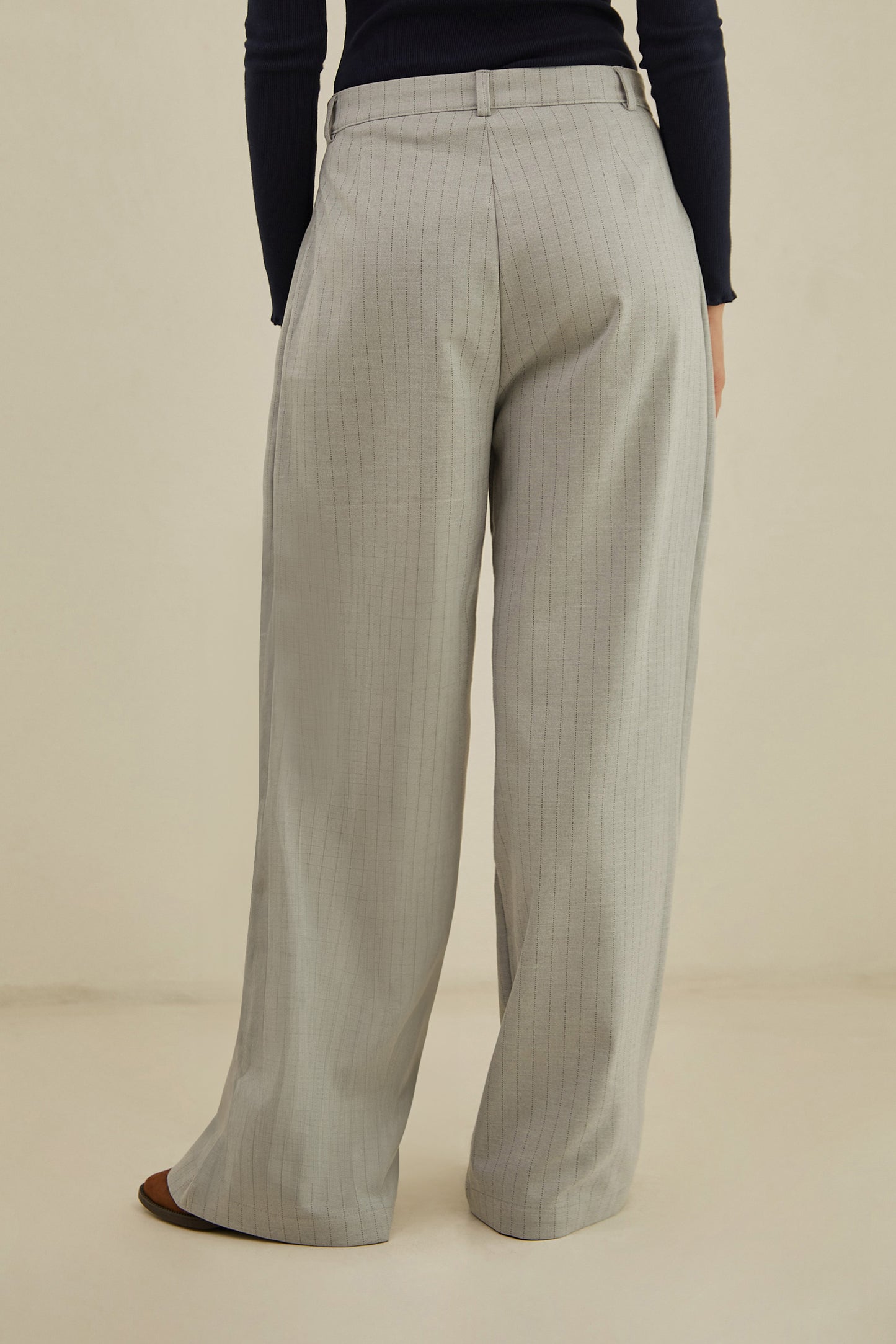 Pantalón sastre recto rayas - Gris