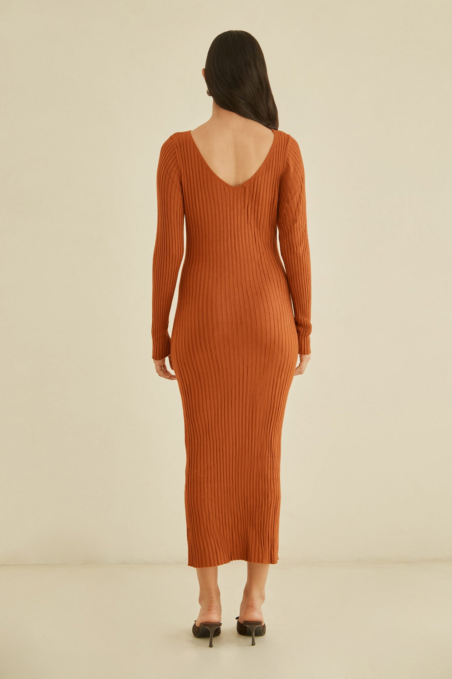 Vestido largo tejido - Ocre