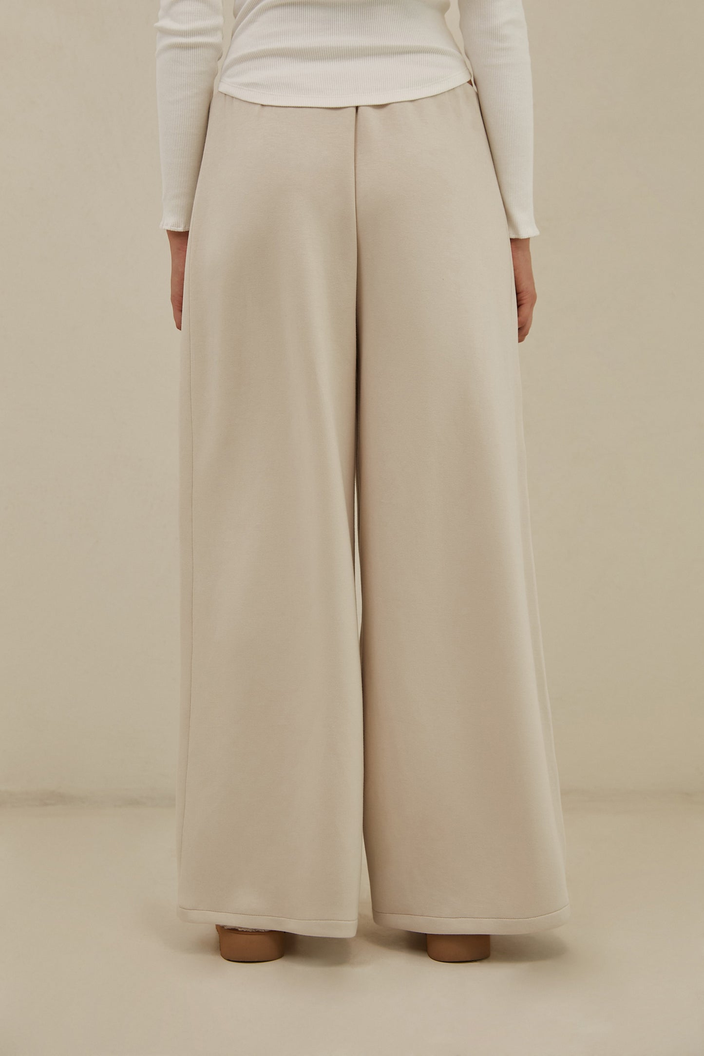Pantalón wide leg soft - Beige