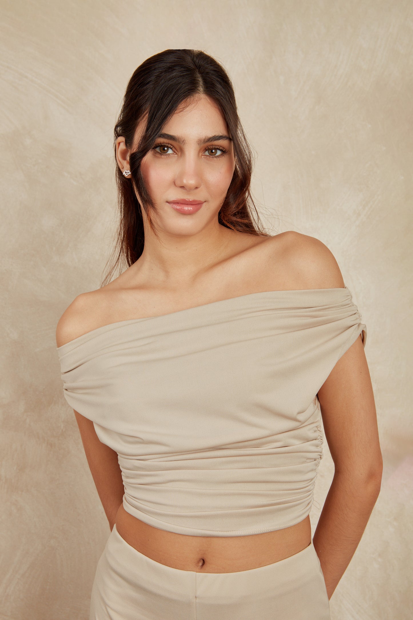 Top off shoulder drapeado - Beige