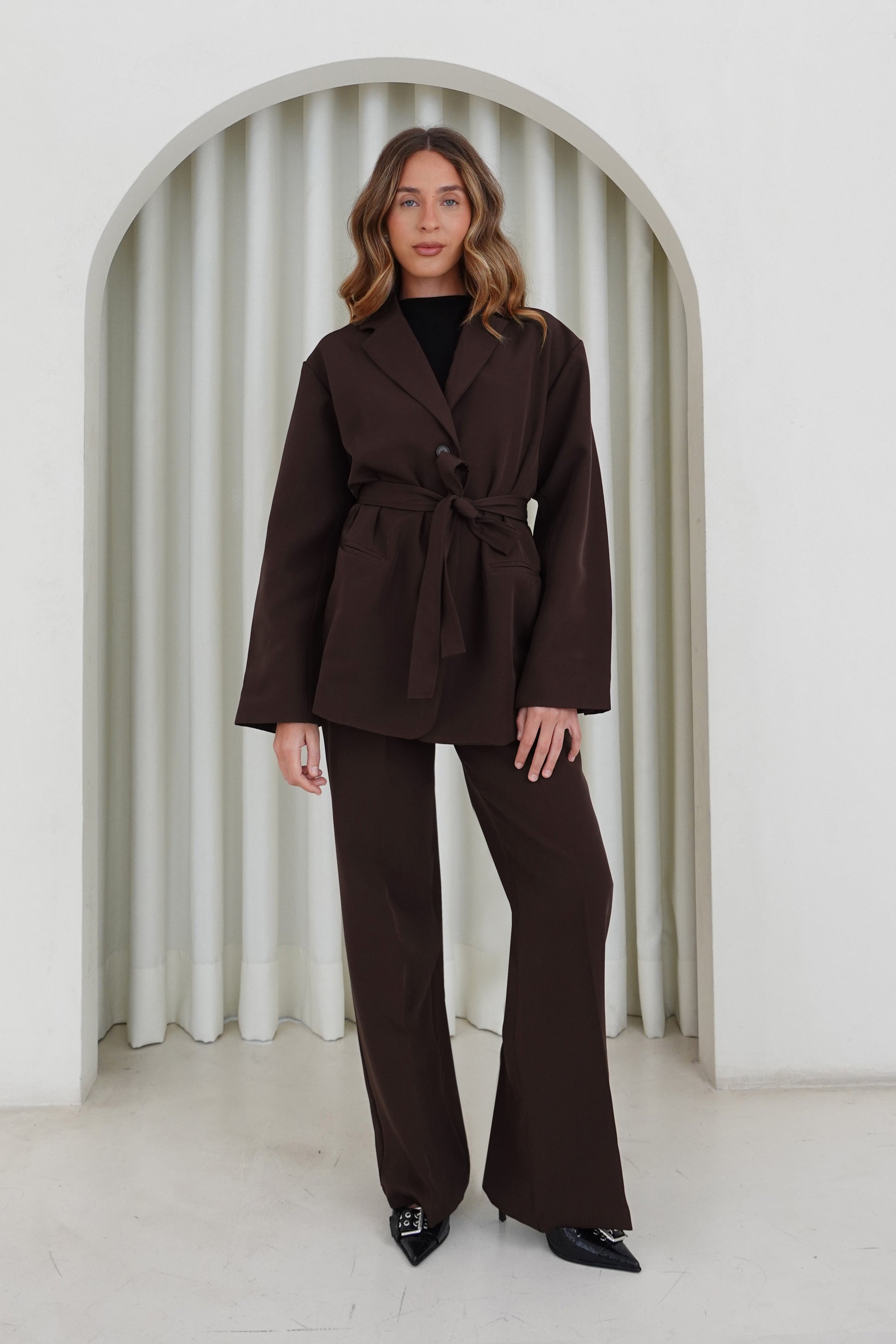 Blazer con cinturón - Marrón