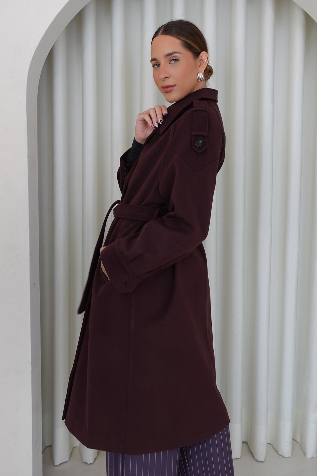 Gabardina larga con cinturón - Borgoña