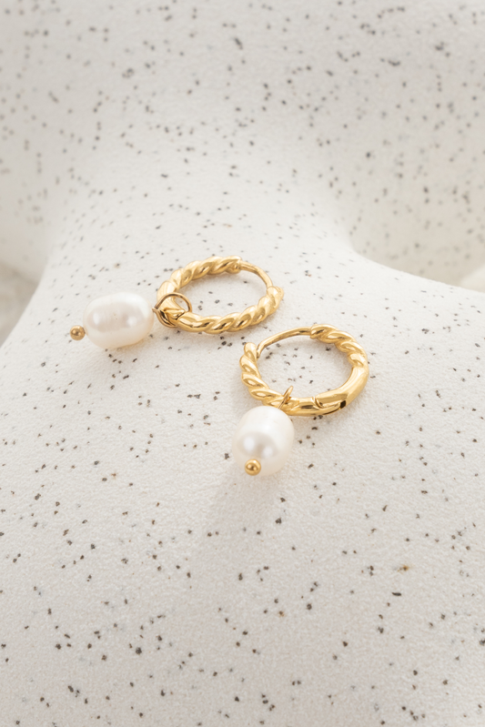 Aretes en espiral con perlas - Dorado