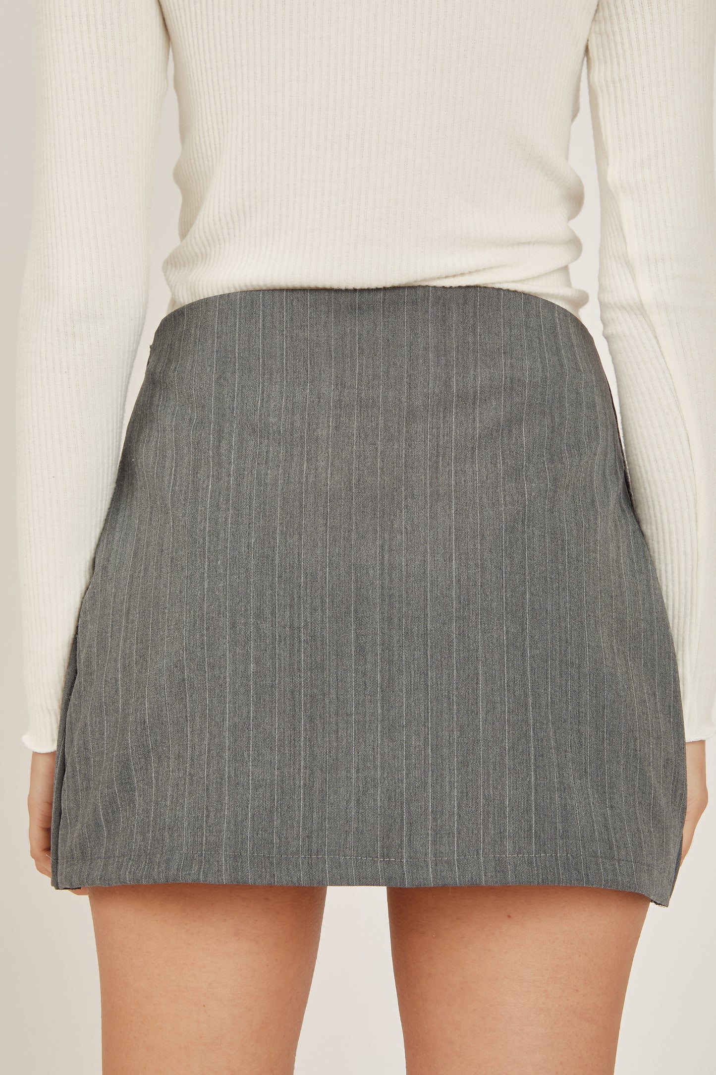 Falda short sastre rayas - Gris