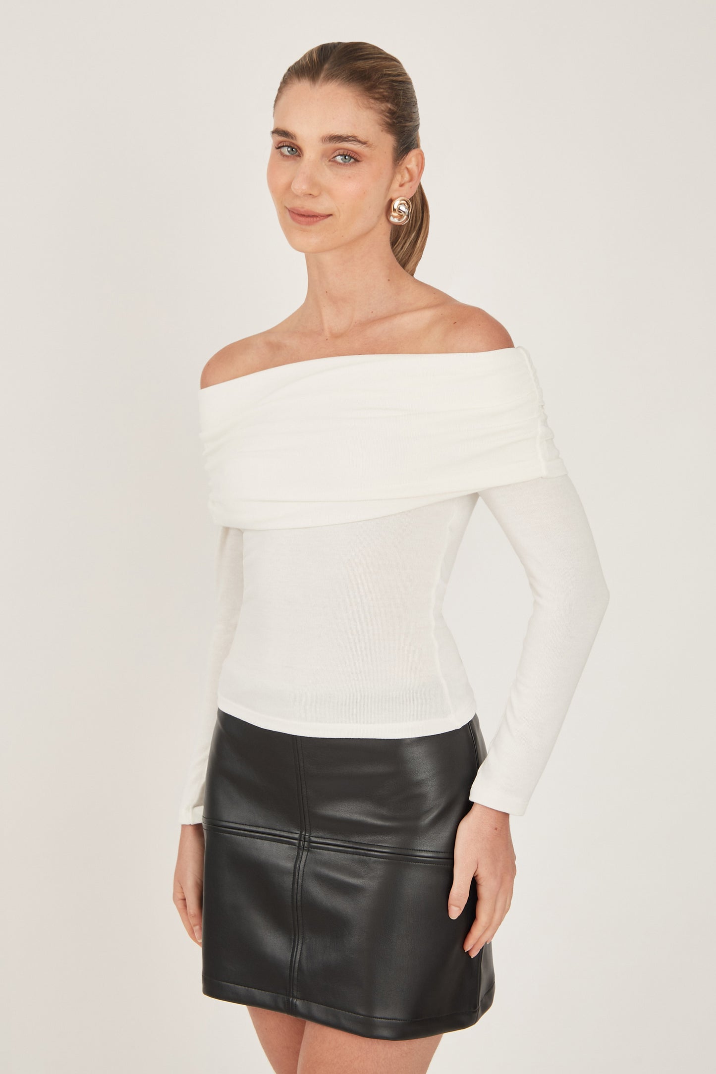 Top off shoulder drapeado - Perla