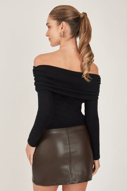 Top off shoulder drapeado - Negro