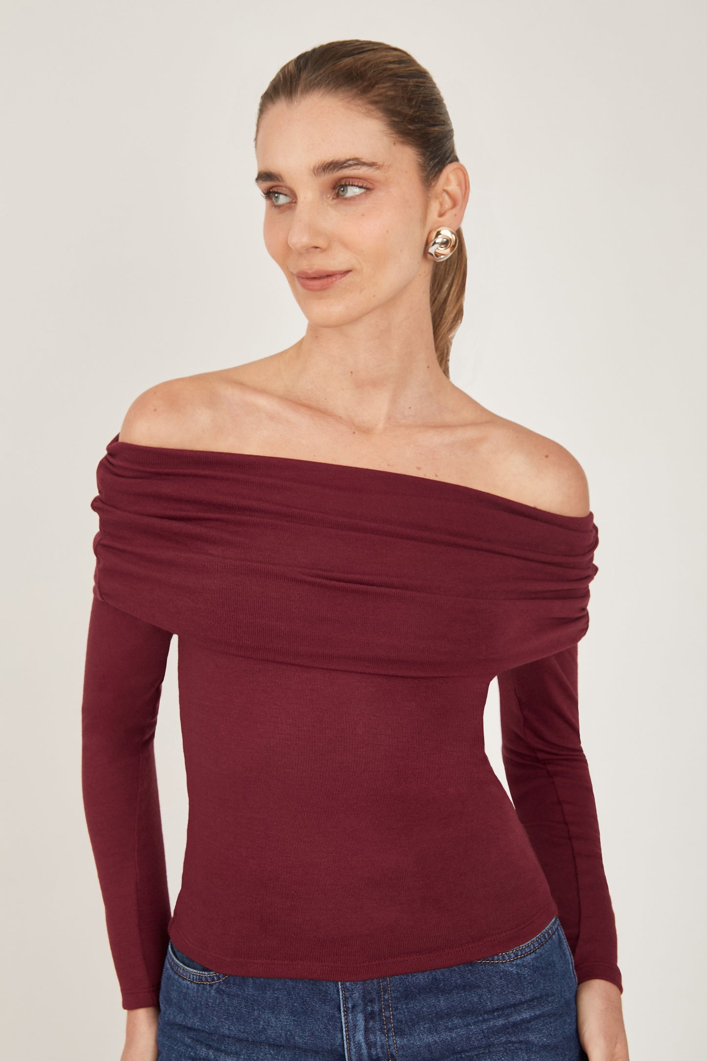 Top off shoulder drapeado - Vino