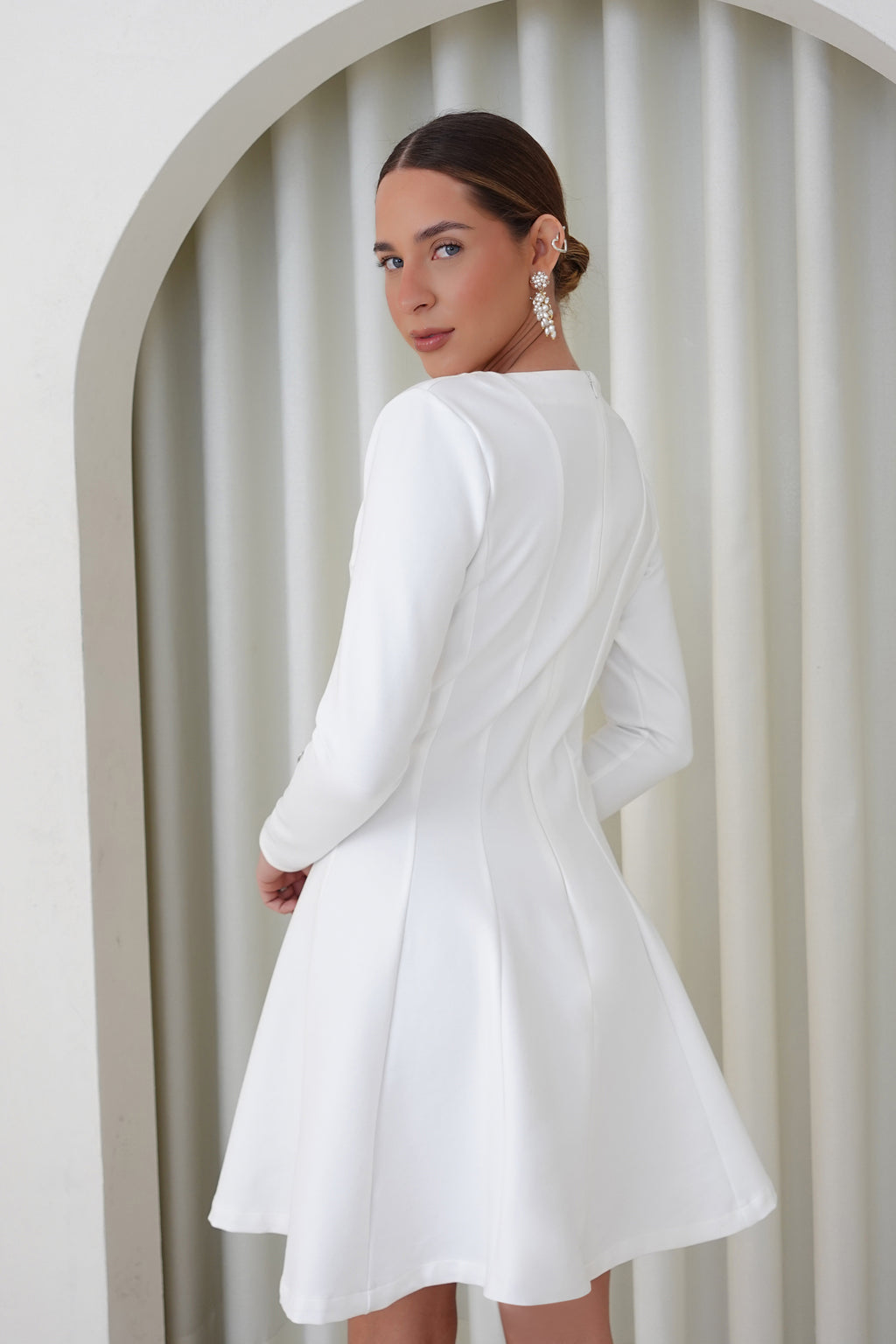 Vestido corto con mangas - Perla