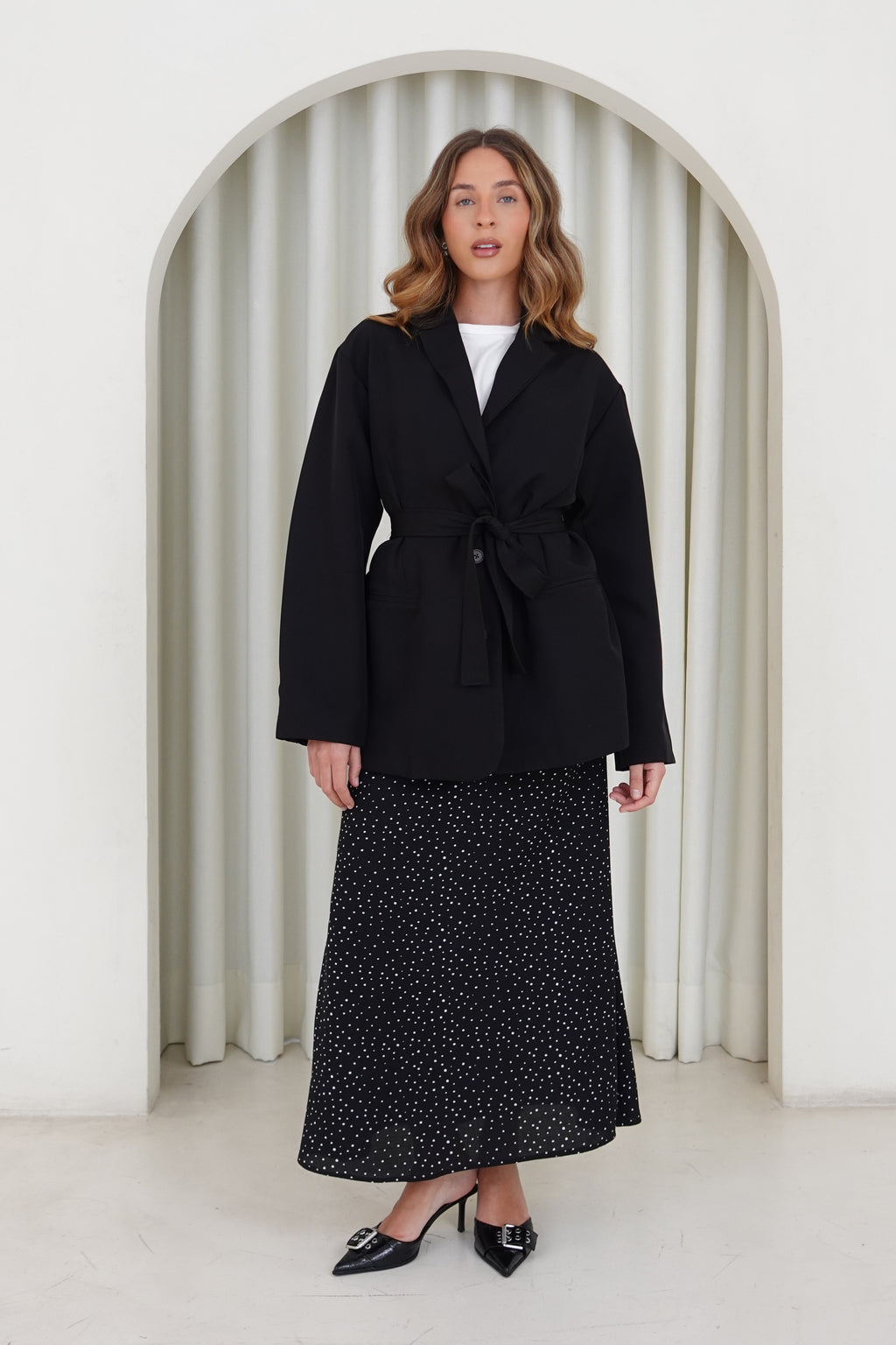 Blazer con cinturón - Negro
