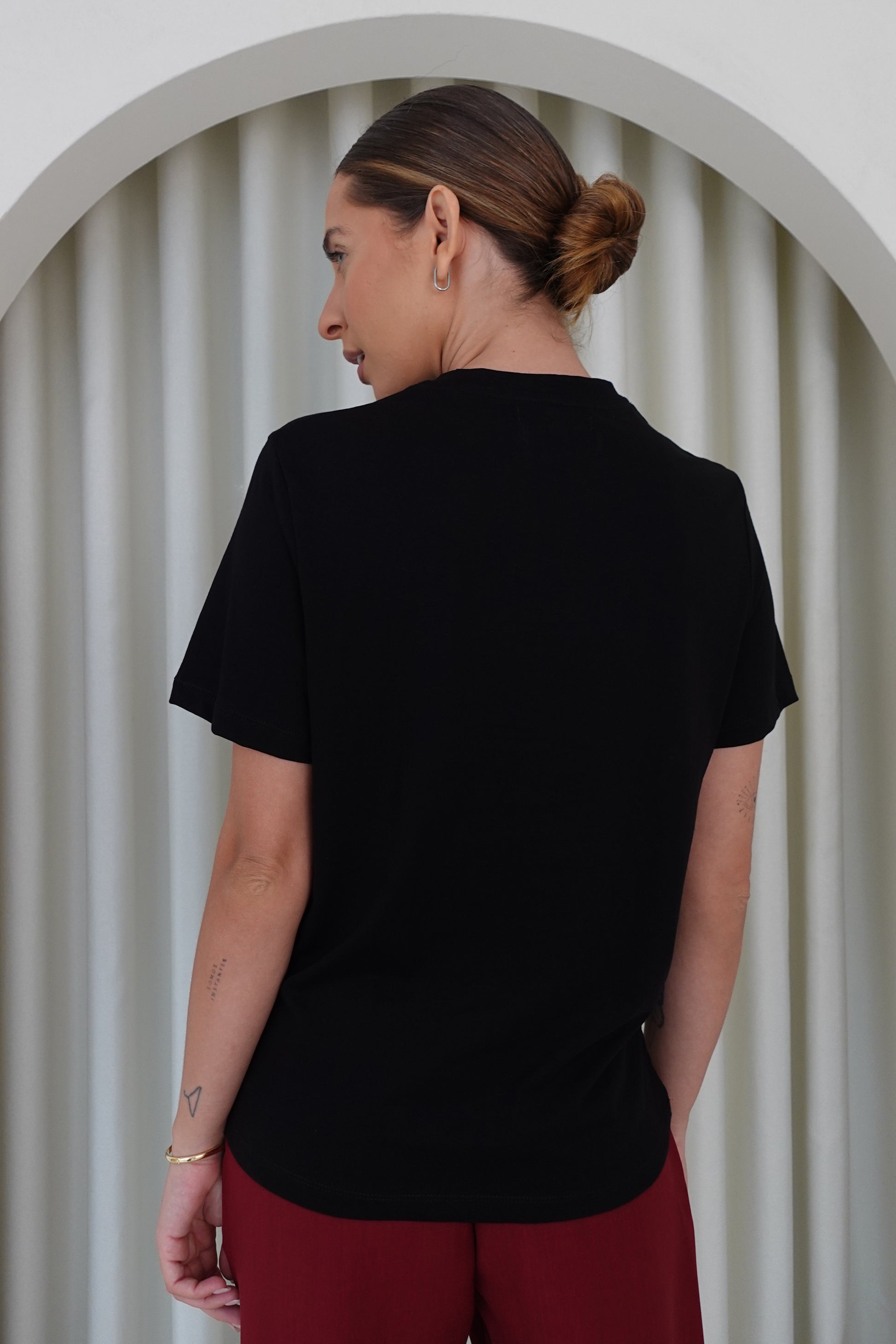 Camiseta regular fit - Negro