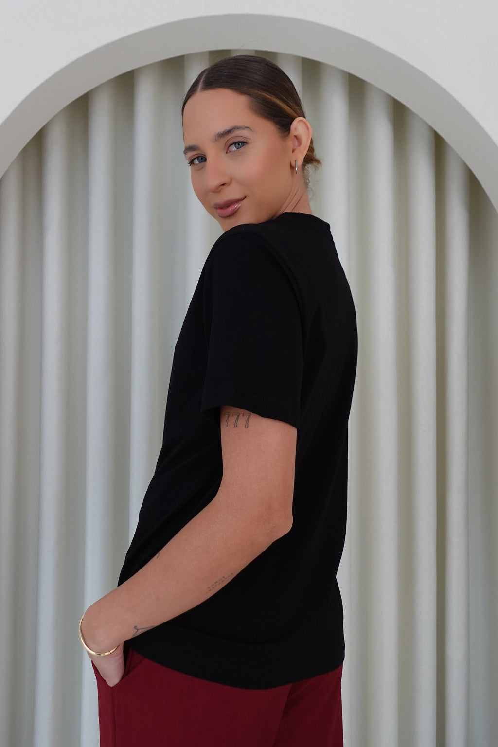 Camiseta regular fit - Negro