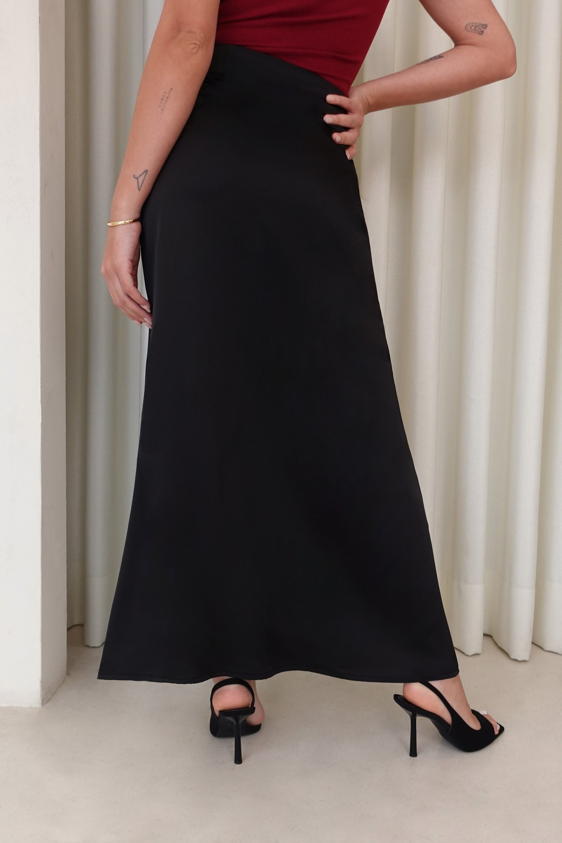 Falda midi sirena - Negro