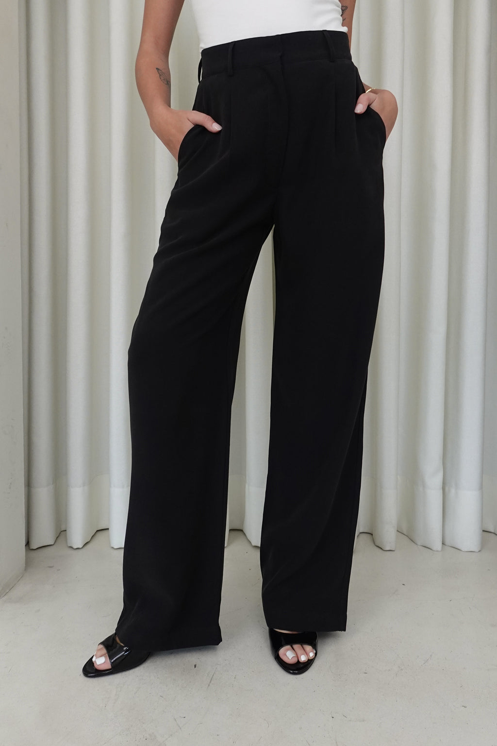 Pantalón recto - Negro