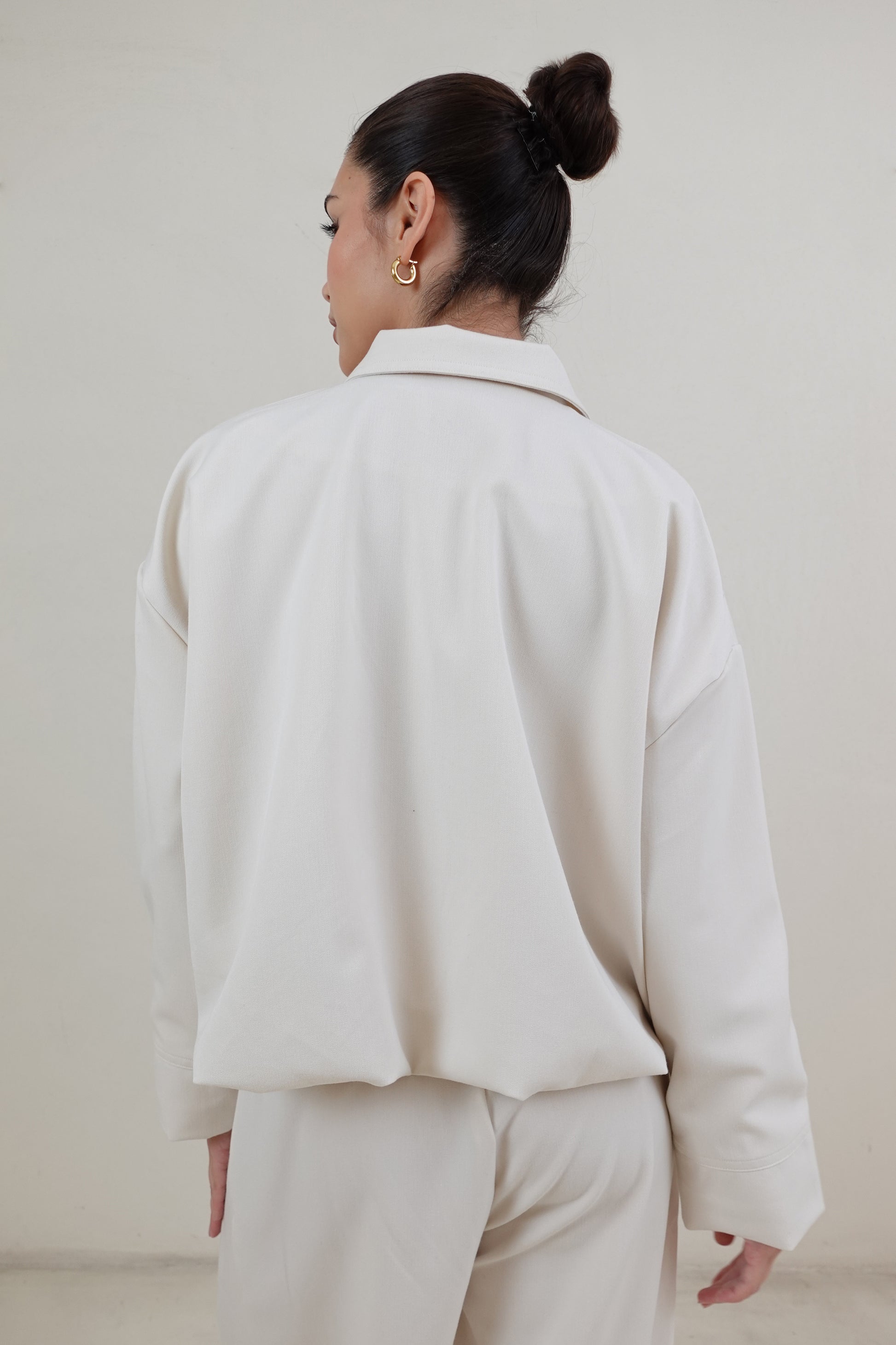 Chaqueta bomber con cierre - Hueso