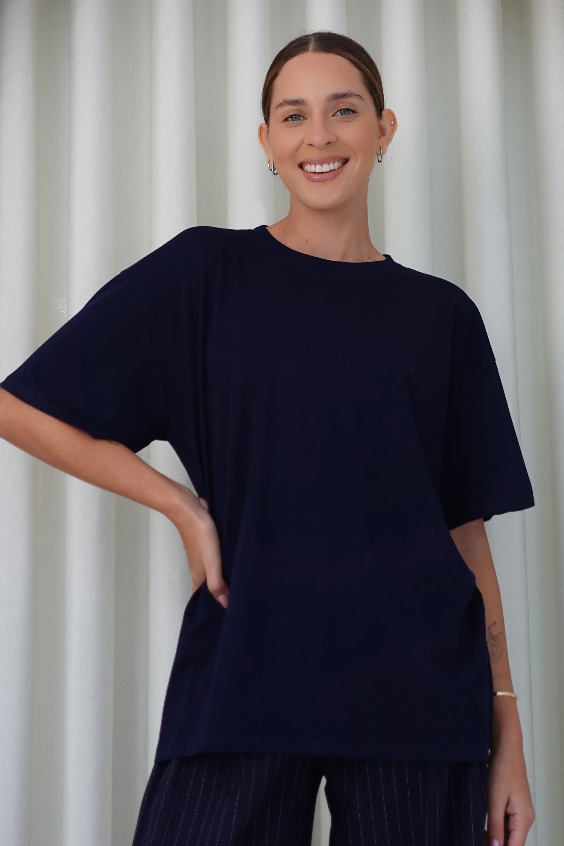 Camiseta oversized bordada - Azul