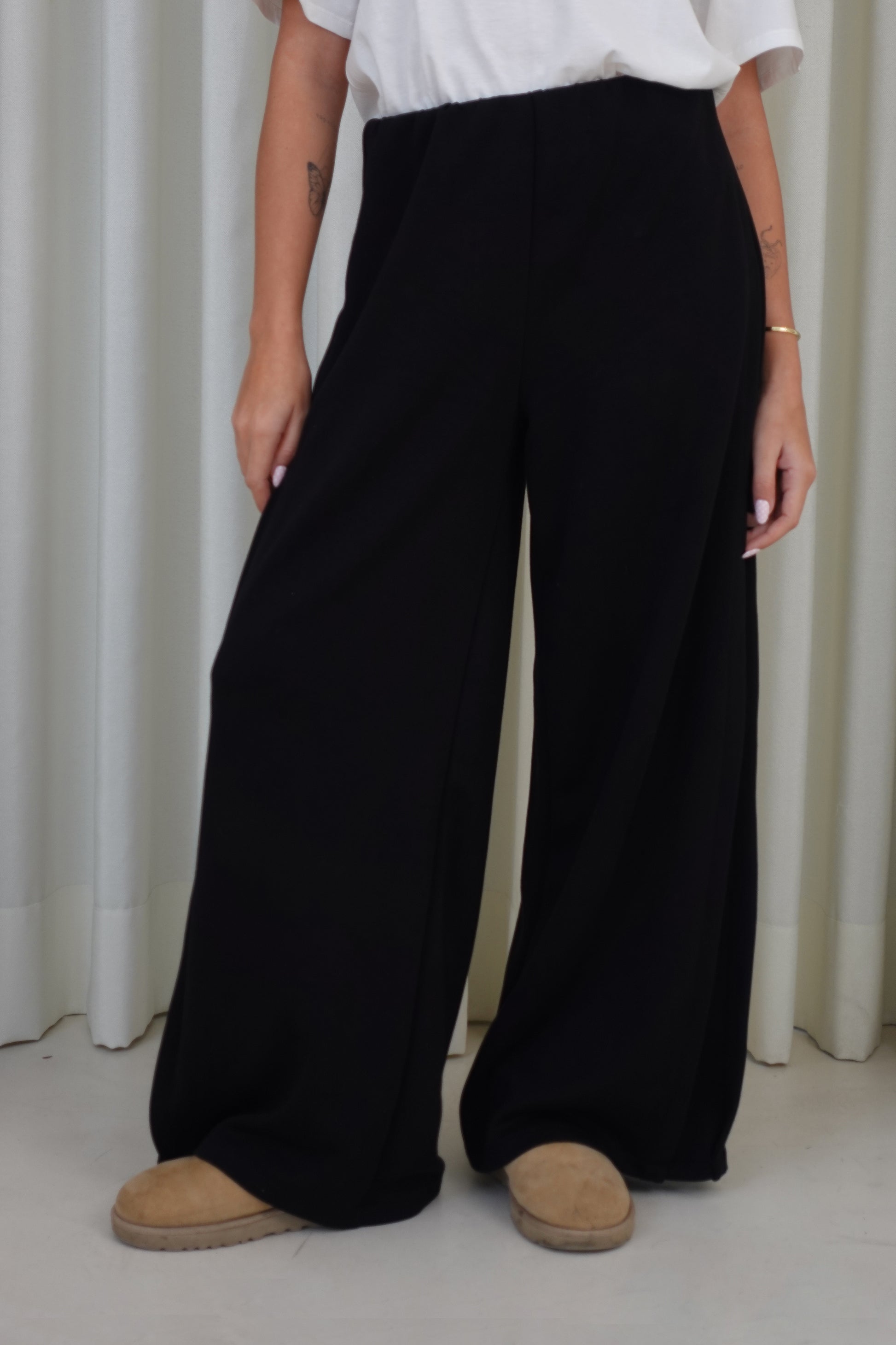 Pantalón wide leg soft - Negro