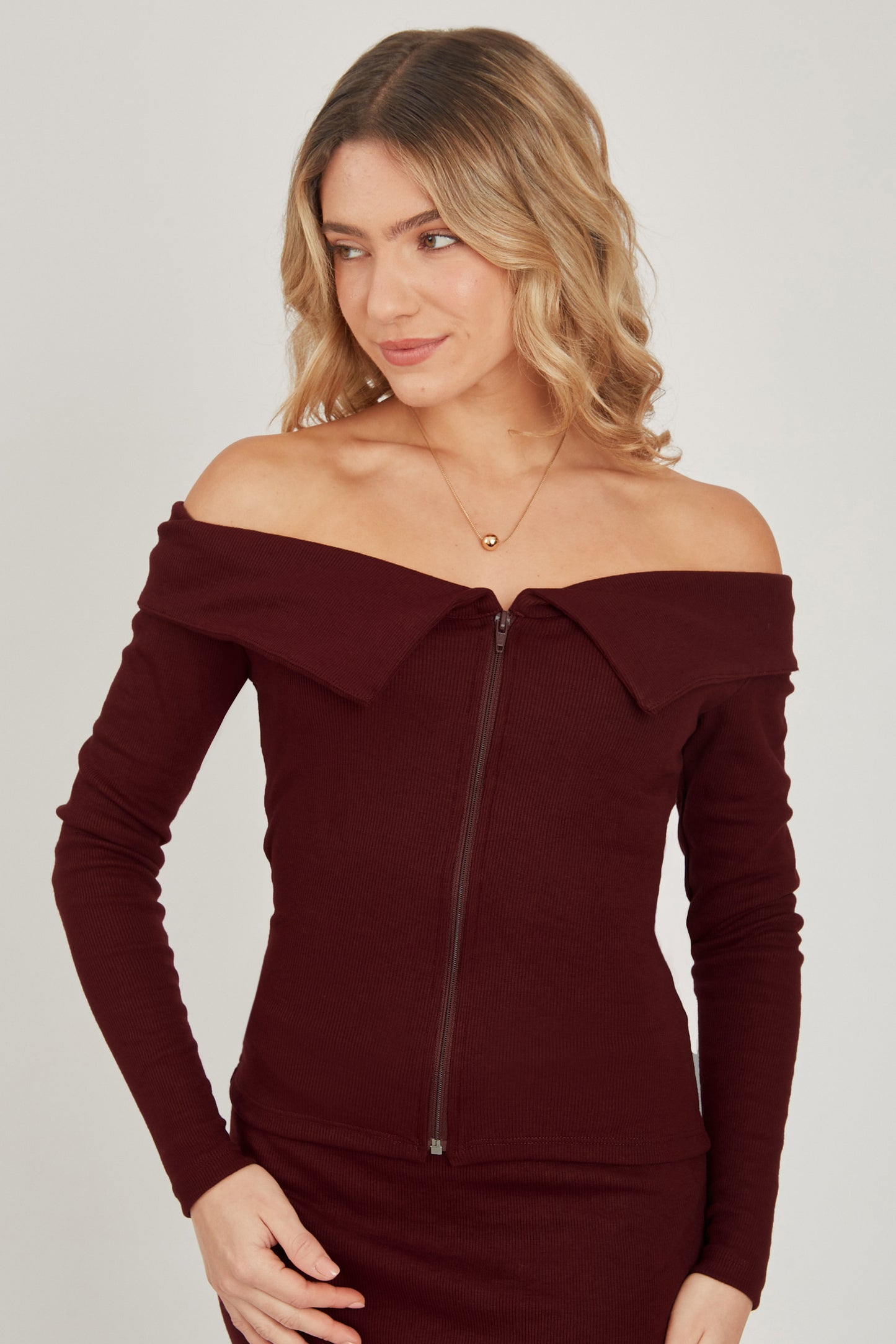 Casaca off shoulder rib - Borgoña