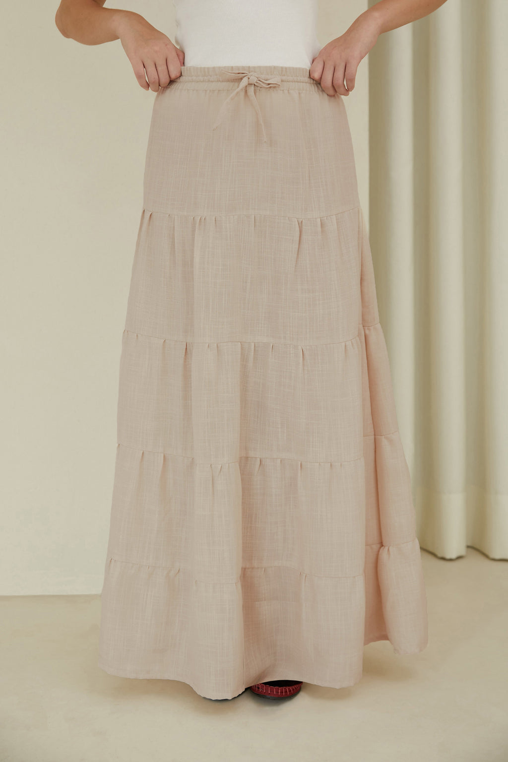 Falda midi con pretina elasticada - Beige