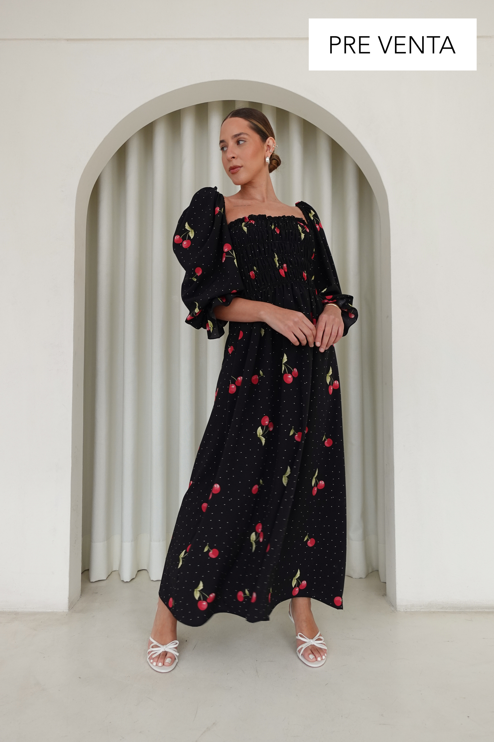 Vestido midi cerezas - Negro (PREORDEN)